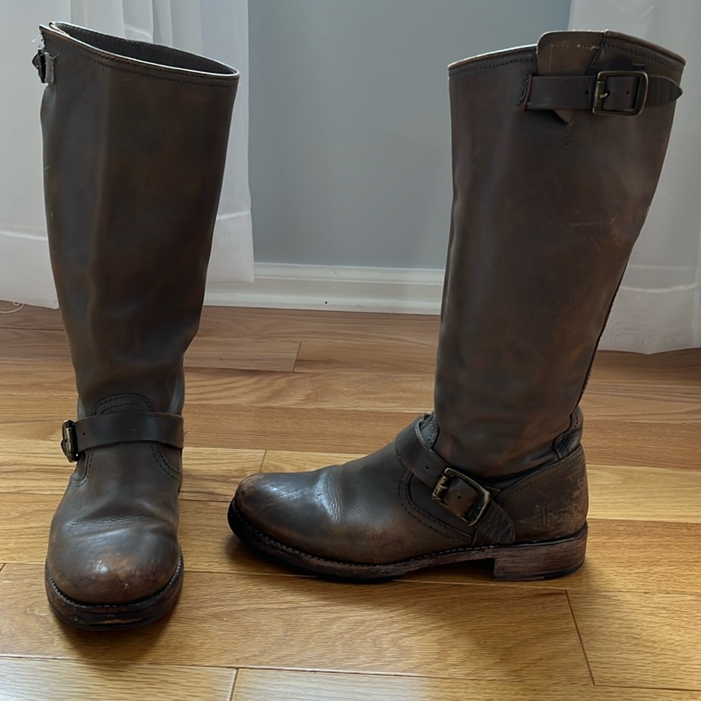 Distressed  Frye boots size 8.5